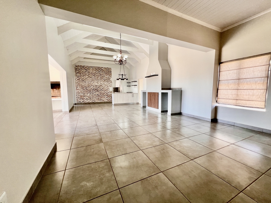 5 Bedroom Property for Sale in Laguna Sands Western Cape